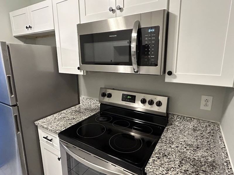 2014 Hobbs Rd Se #8 - Photo 7 of 21