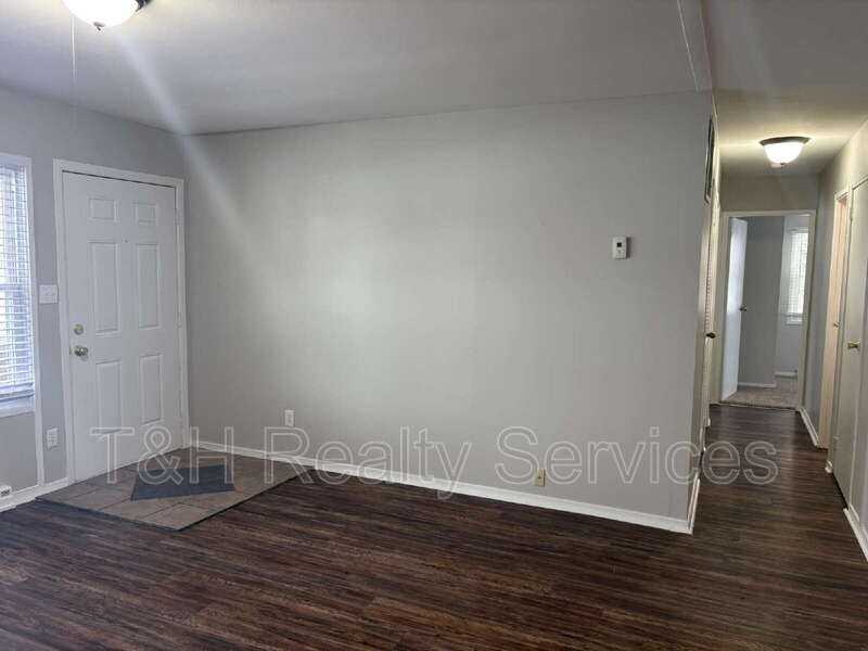 608 Iroquois Dr - Photo 6 of 22