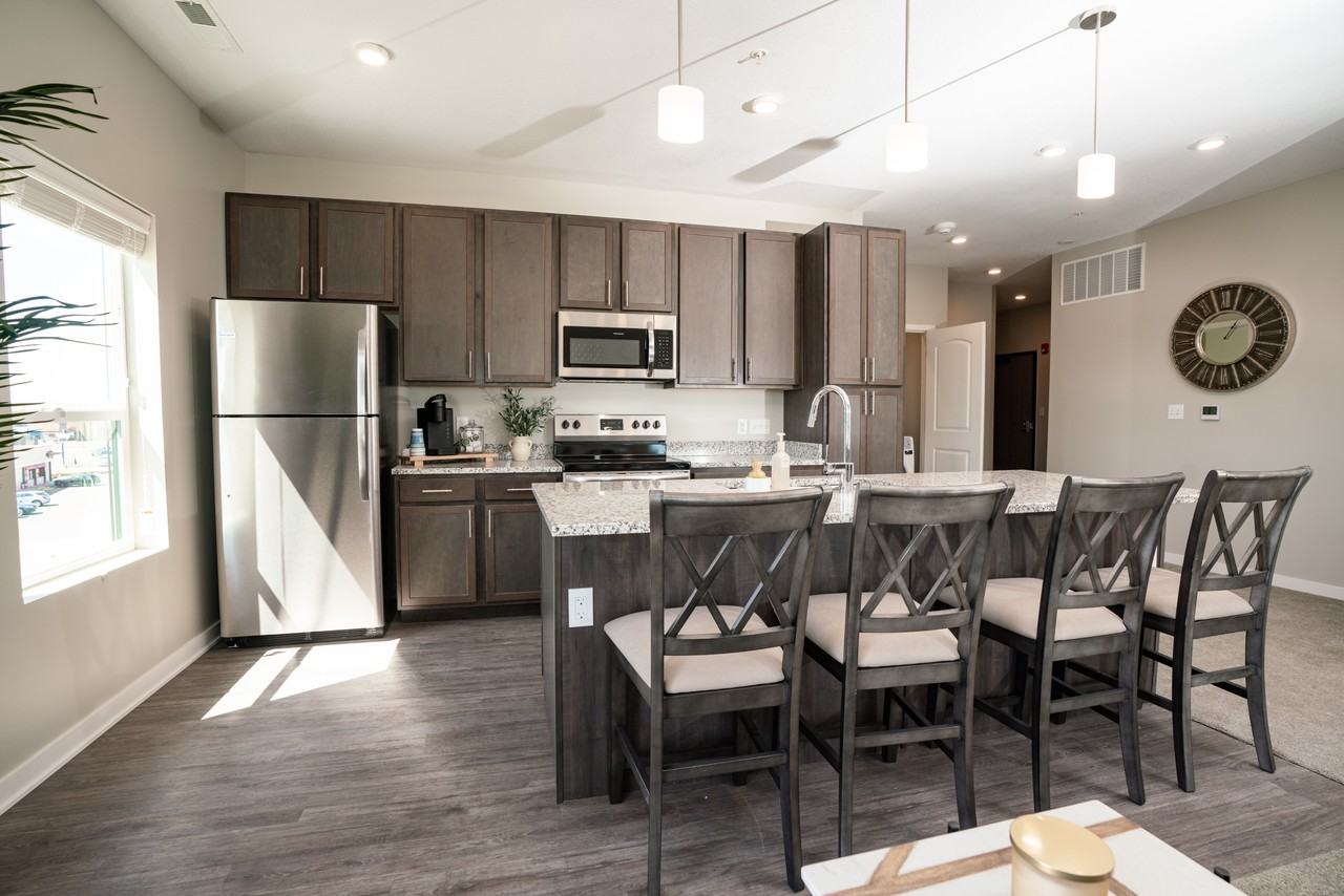 Heartland Flats Lincoln - Photo 4 of 8