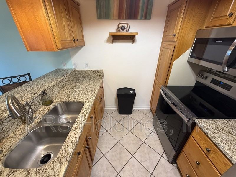 117 Roane Dr #C - Photo 7 of 15