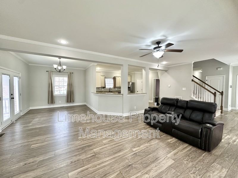 3121 Deans Ct - Photo 4 of 22