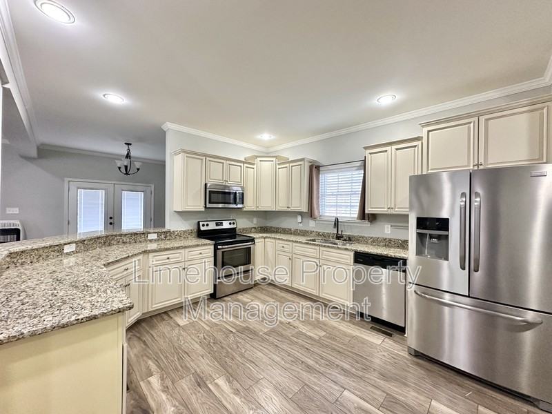 3121 Deans Ct - Photo 7 of 22