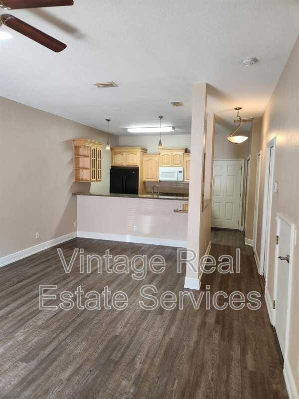 12008 Peach Grove Ct - Photo 4 of 28