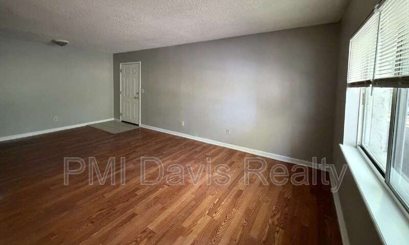 1845 Lindberg Dr #10 - Photo 6 of 25