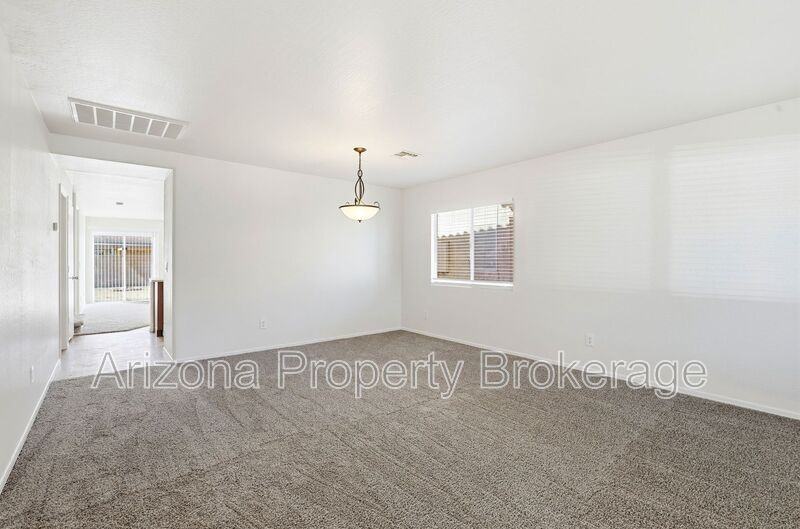 3765 E Superior Rd - Photo 3 of 29