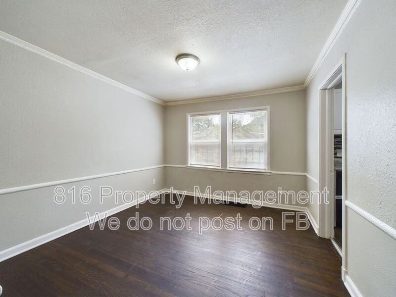 5015 E 40th St - Photo 5 of 22