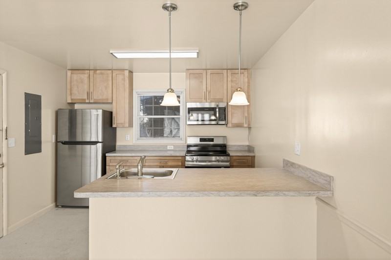 333 Lambert St #1 - Photo 7 of 30