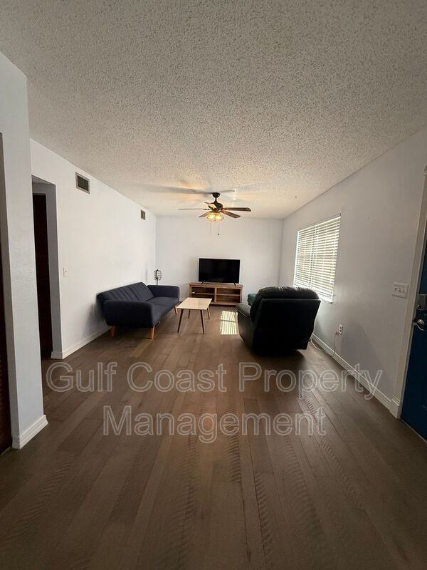 40 1st Ave - Photo 7 of 18