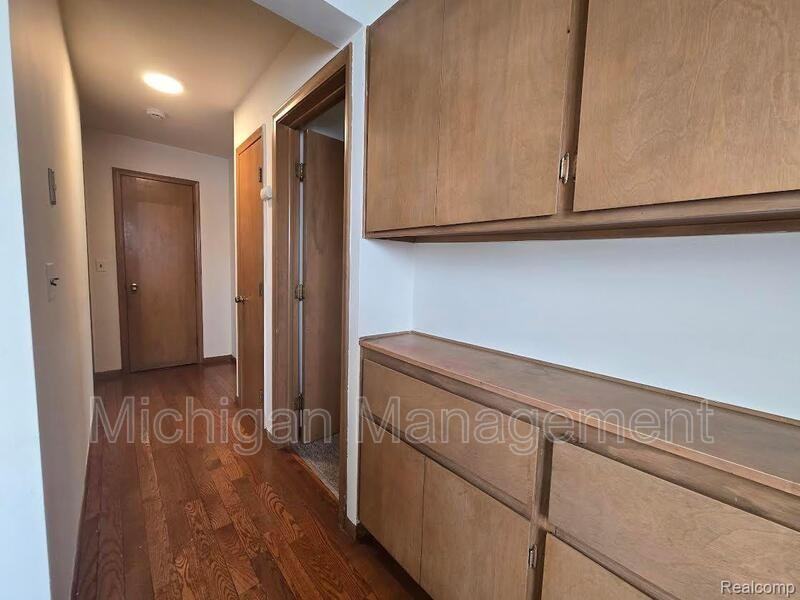 20231 Kelly Rd #2 - Photo 6 of 12