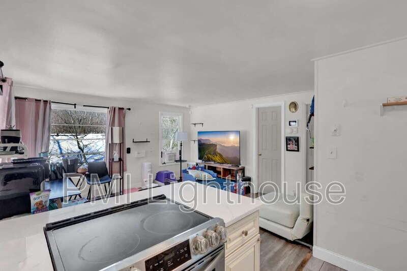 117 Upton Dr - Photo 5 of 13