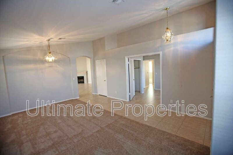 13207 W Tara Ln - Photo 3 of 11