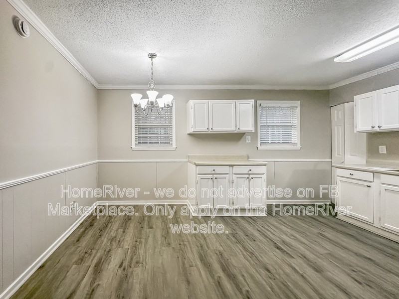 8684 Chestnut Ln - Photo 3 of 21