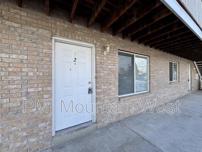 49 Sw C2 #C2 - Photo 2 of 18