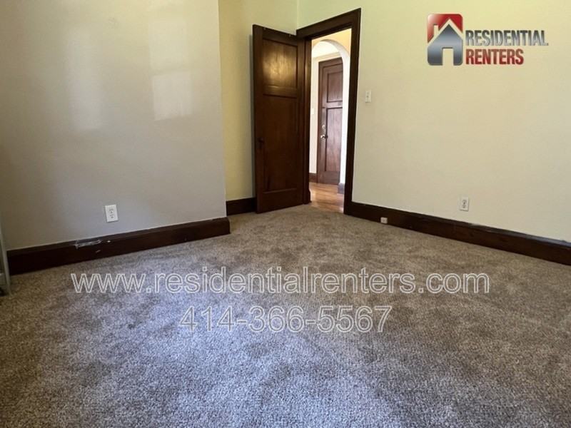 3047 S Howell Ave #3 - Photo 6 of 10