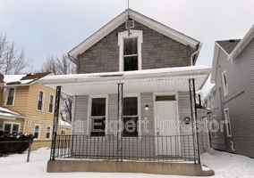 featured image of 710 3rd St