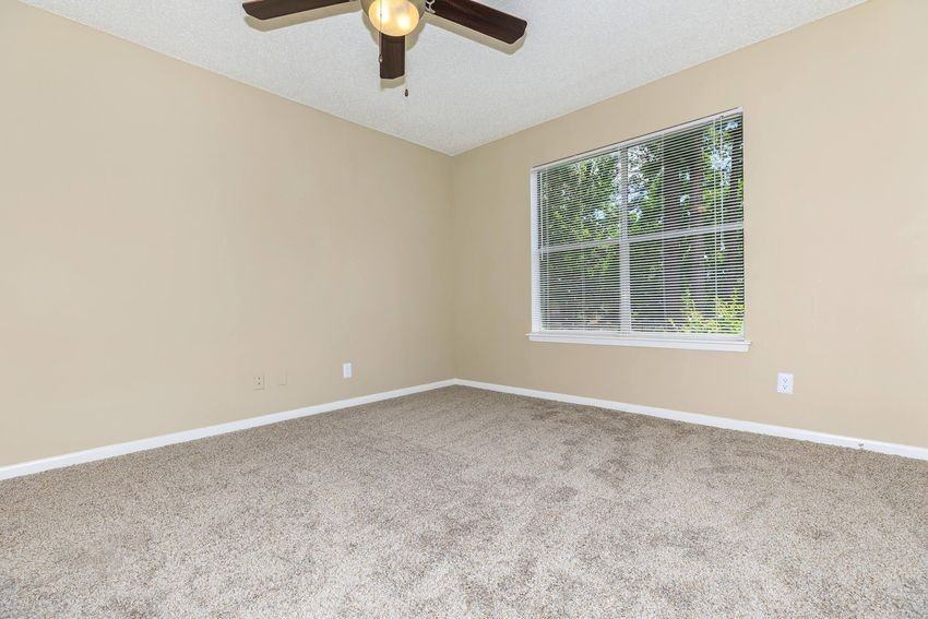 Sunpark Apartments - Photo 6 of 42