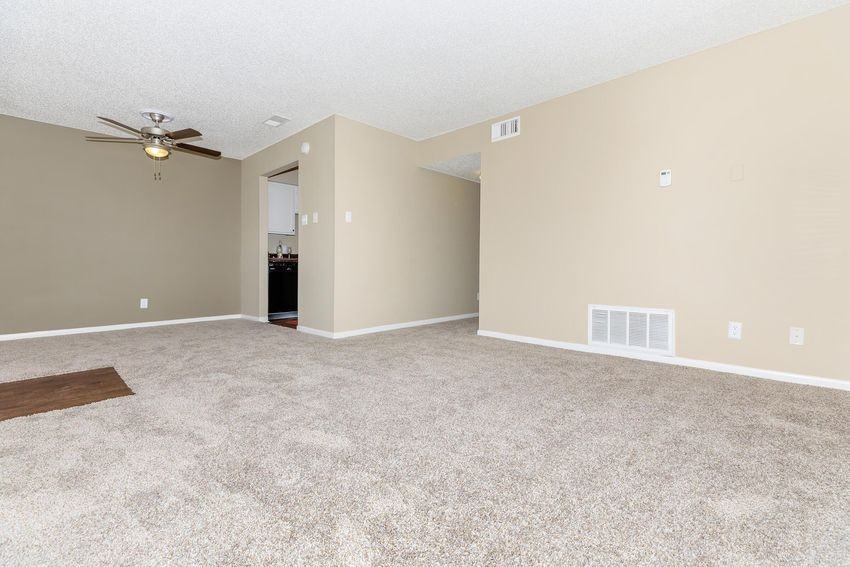 Sunpark Apartments - Photo 3 of 42