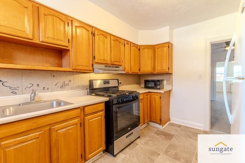 2018 Griffis Ave - Photo 2 of 42