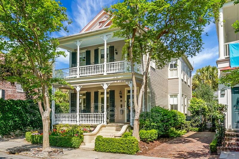 6 Wentworth St - Photo 7 of 50