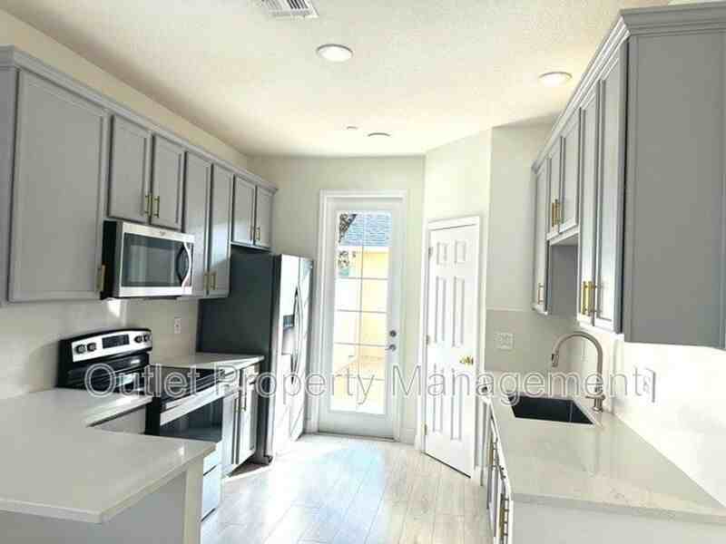 9603 Fenrose Ter - Photo 7 of 21