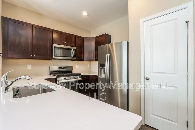 6 Arlotta St - Photo 7 of 20