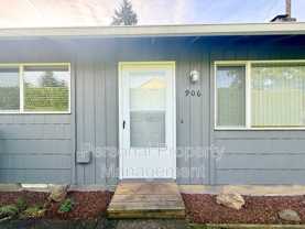 906 Z St - Photo 1 of 1