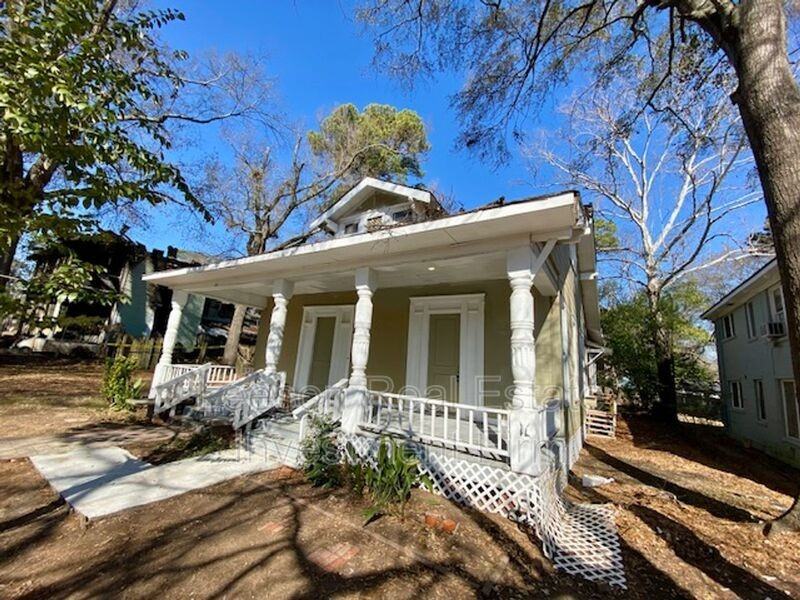 546 Dalzell St - Photo 2 of 15