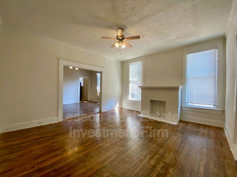 546 Dalzell St - Photo 5 of 15