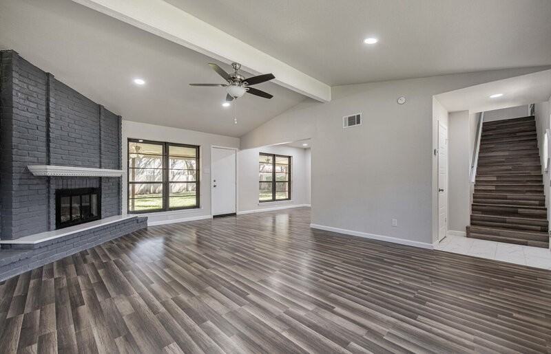 9223 Ridgeland St - Photo 2 of 13