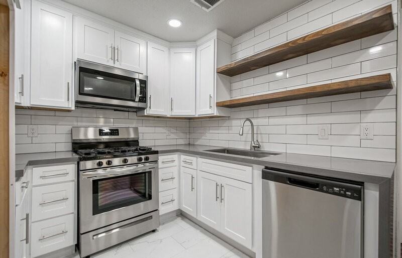 9223 Ridgeland St - Photo 3 of 13