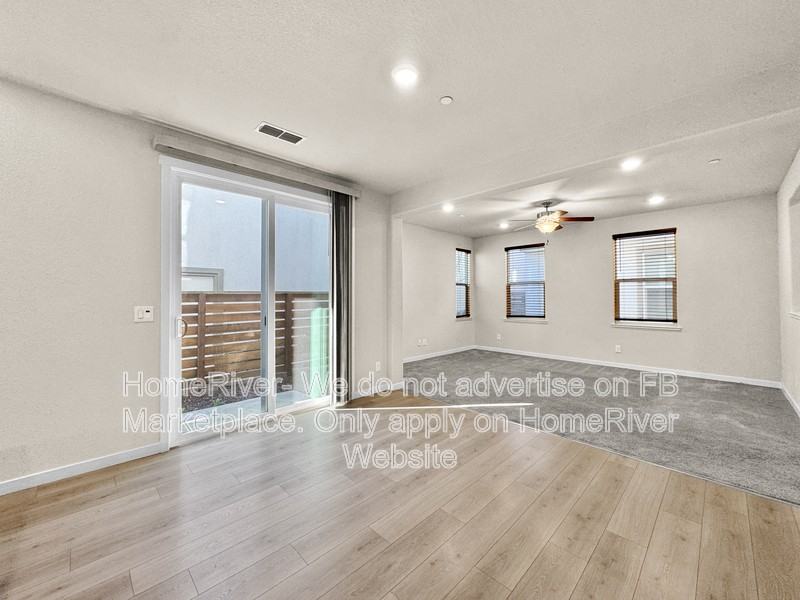 9924 Del Surf Ln - Photo 3 of 24