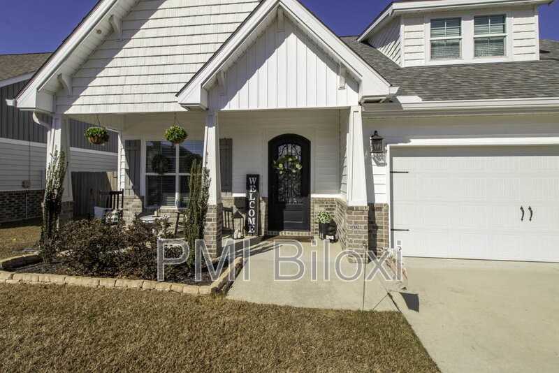 211 Madison Place Dr - Photo 2 of 39
