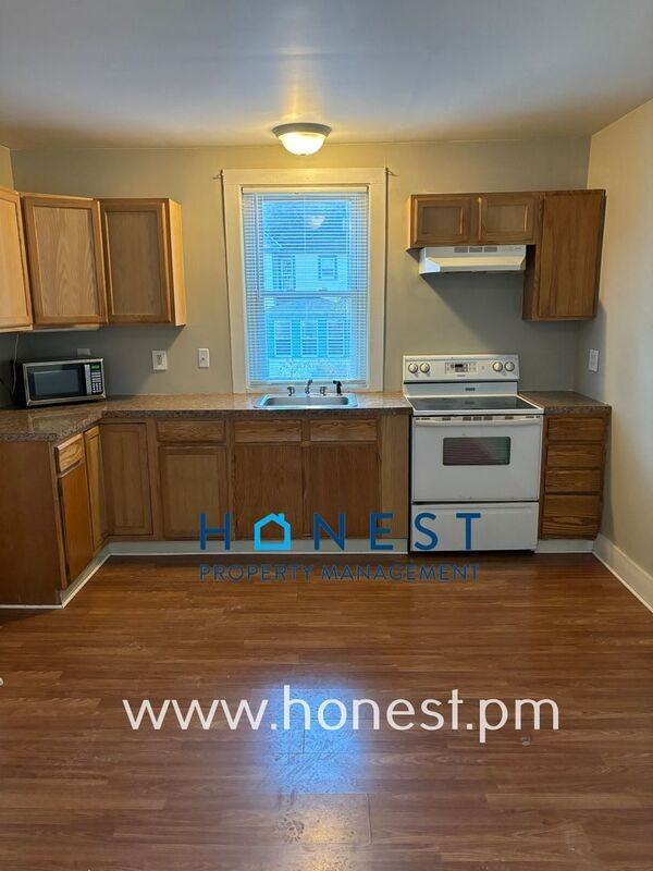 60 Cumberland St #3 - Photo 3 of 24