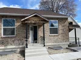 featured image of 475 Sw #B