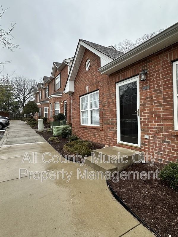 1101 Downs Blvd #B101 - Photo 3 of 29