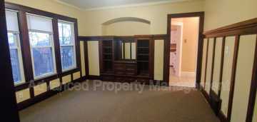 featured image of 1425 N 47th St