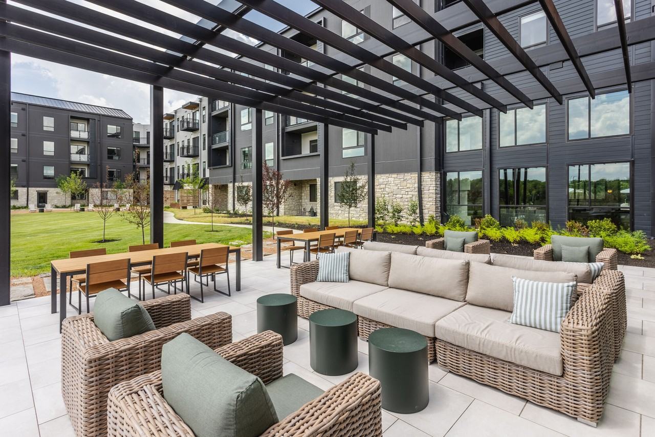 Sylo - Photo 3 of 47