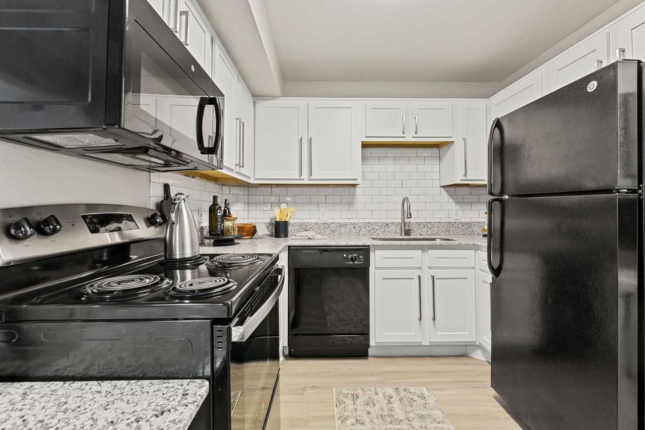 Villages at East Riverside - Photo 2 of 30