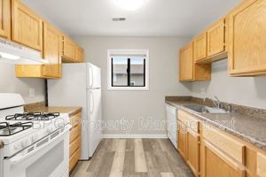 featured image of 129 Green St #5