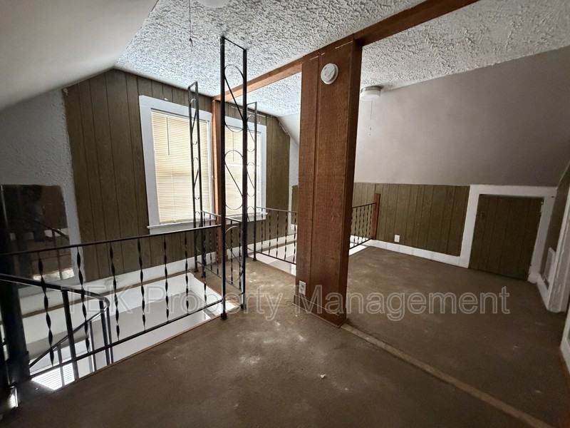 355 Broadway #3 - Photo 5 of 5