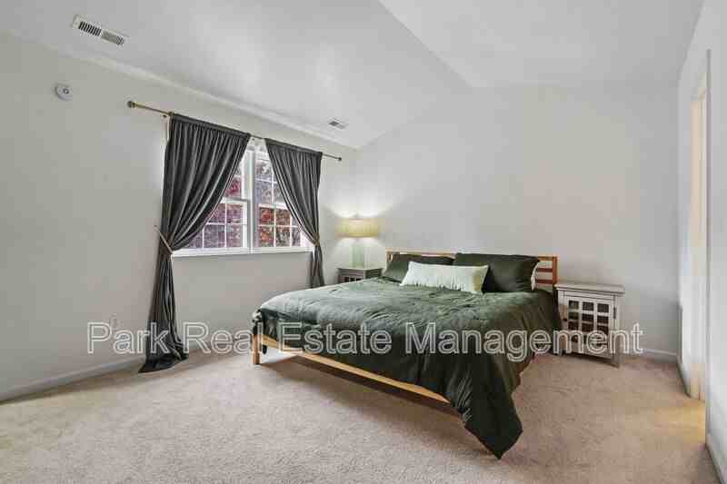 126 Shady Spring Pl - Photo 6 of 14