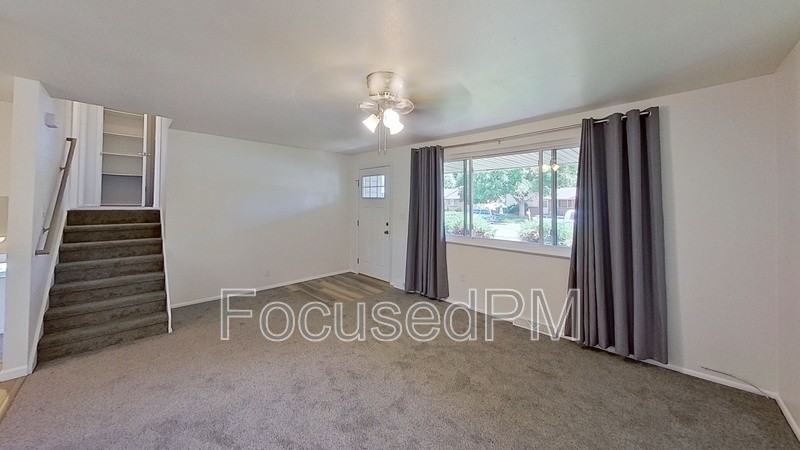 4675 Holland St - Photo 4 of 19