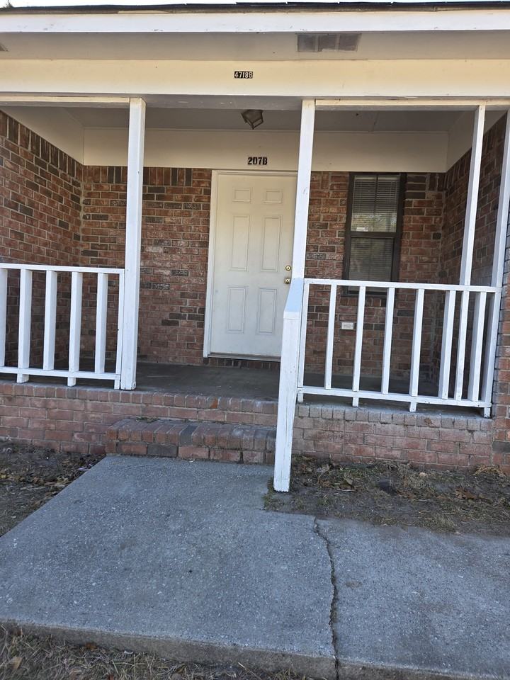 4738 West Oglethorpe Highway - Photo 2 of 5