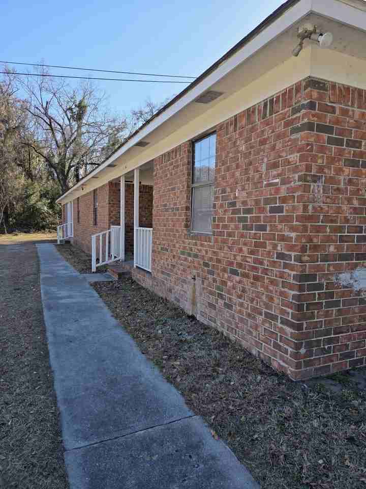 4738 West Oglethorpe Highway - Photo 3 of 5