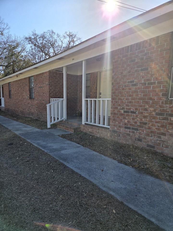 4738 West Oglethorpe Highway - Photo 4 of 5