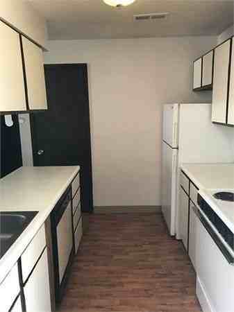 715 S. Randolph St. - Photo 2 of 12