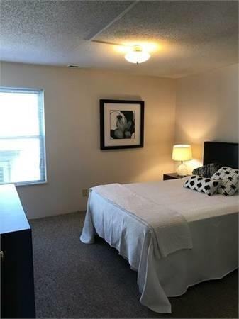 715 S. Randolph St. - Photo 6 of 12