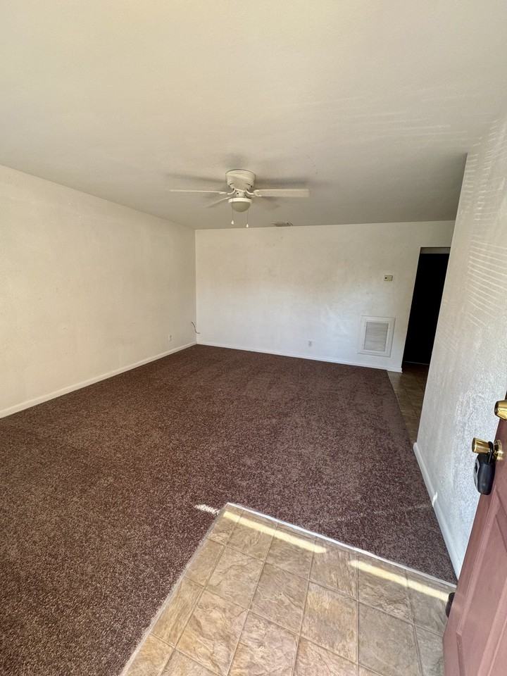 2075 Howell Branch Road #109 - Photo 4 of 14