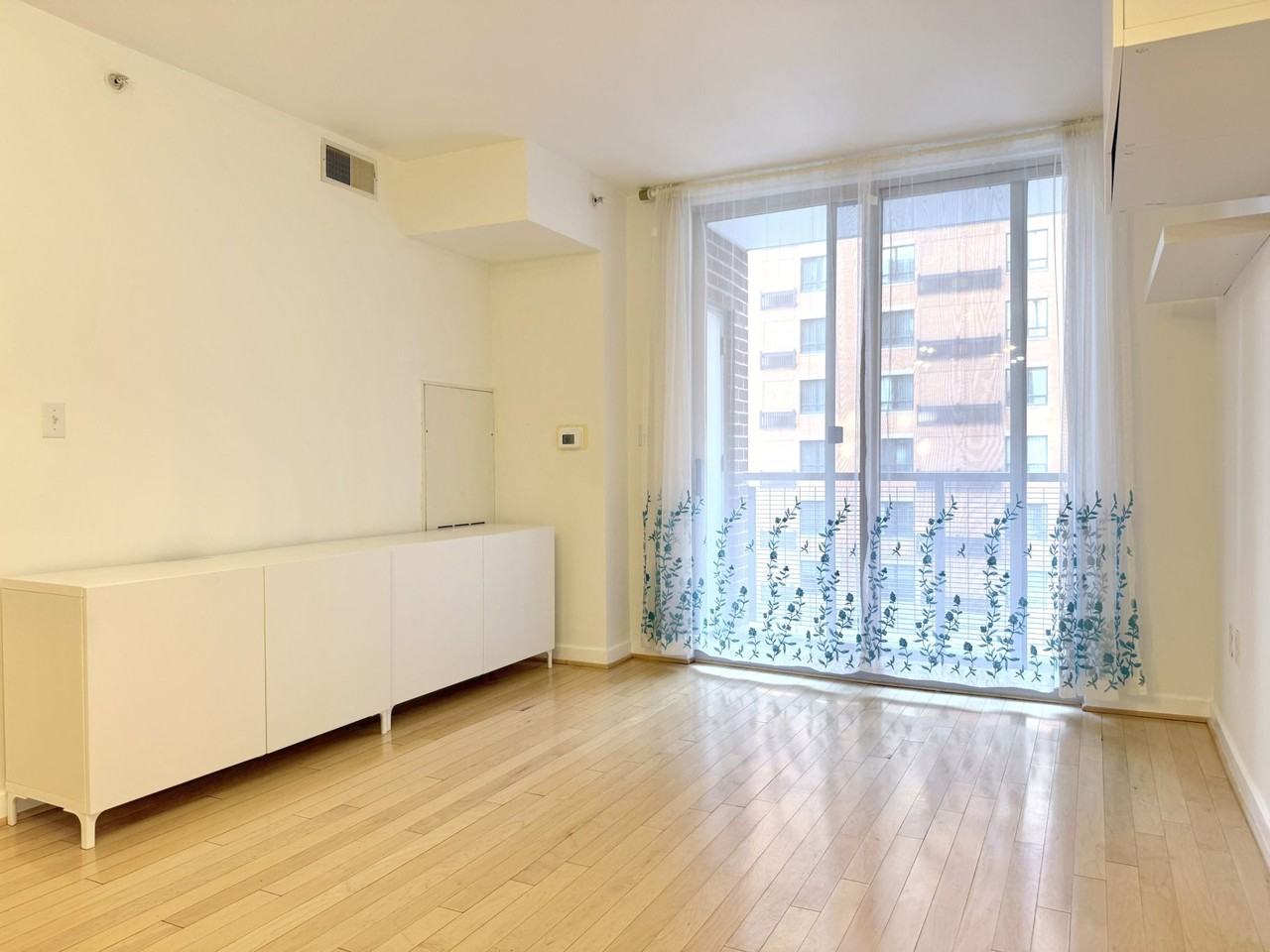 1000 New Jersey Ave SE, #526 (DC) - Photo 3 of 23