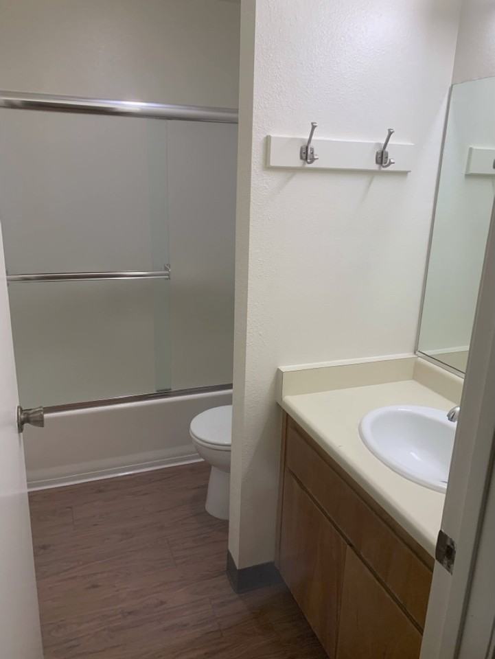 Hillrise 480 - Photo 6 of 11